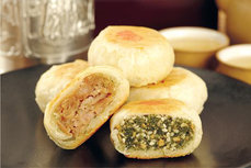 酥餅機(jī)多少錢一臺(tái)?酥餅機(jī)價(jià)格。