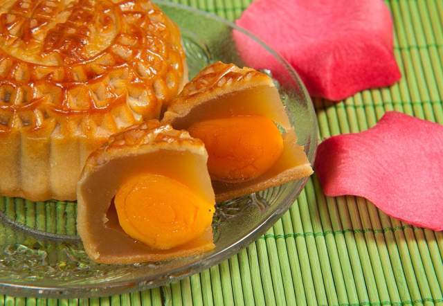 中秋節(jié)為什么要吃月餅,你知道月餅的起源嗎?   中秋節(jié)為什么要吃月餅,你知道月餅的起源嗎?