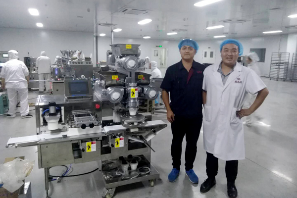 勁華月餅包餡成型一體機(jī)性能穩(wěn)定,占地面積小